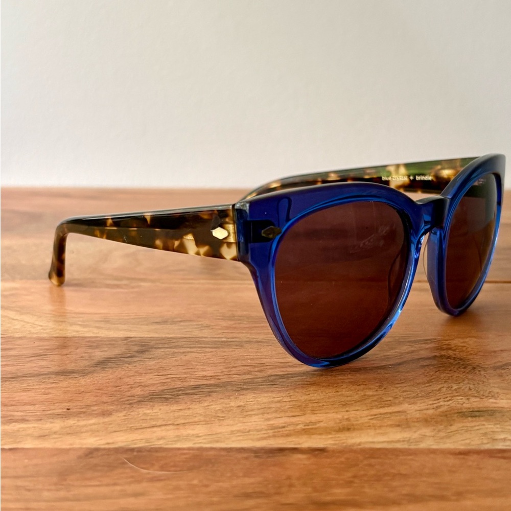 RAEN Blue Round Cat-Eye Frame Sunglasses - Tortoise Brown Lenses